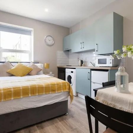 Апартаменти Private Cosy Studio - A1 Location Дублін Екстер'єр фото